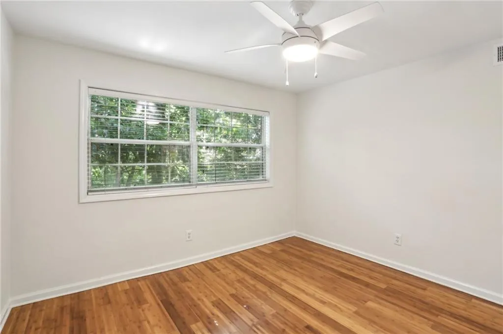 311 Peachtree Hills Avenue Ne Unit 13b, Atlanta, Georgia 30305, 2 Bedrooms Bedrooms, ,1 BathroomBathrooms,Residential,For Sale,311 Peachtree Hills Avenue Ne Unit 13b,7588349