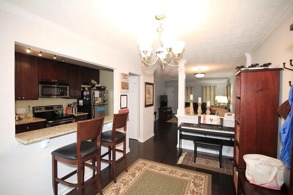145 N River Drive Unit H, Sandy Springs, Georgia 30350, 2 Bedrooms Bedrooms, ,2 BathroomsBathrooms,Residential,Sold,145 N River Drive Unit H,5900546