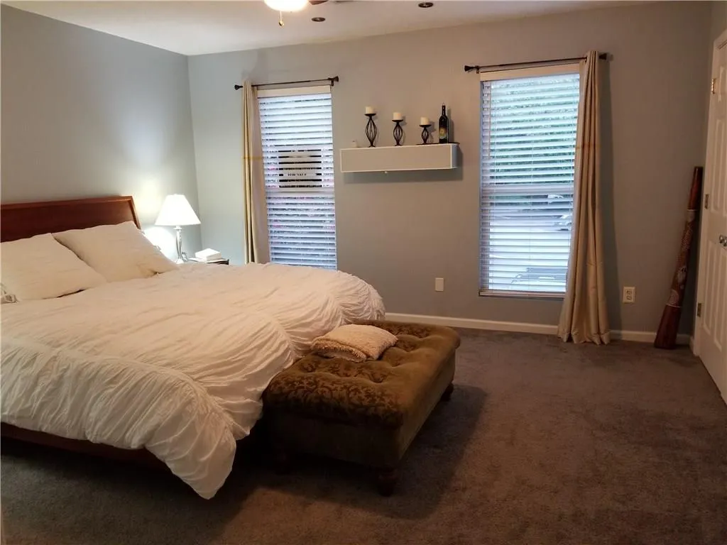 145 N River Drive Unit H, Sandy Springs, Georgia 30350, 2 Bedrooms Bedrooms, ,2 BathroomsBathrooms,Residential,Sold,145 N River Drive Unit H,5900546
