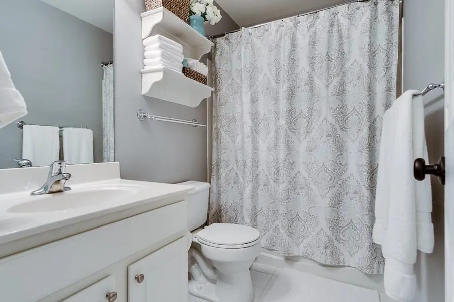 7883 Kiverton Place, Sandy Springs, Georgia 30350, 4 Bedrooms Bedrooms, ,3 BathroomsBathrooms,Residential,Sold,7883 Kiverton Place,5881210