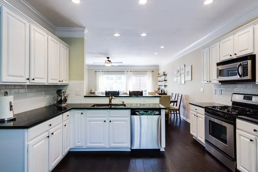 7883 Kiverton Place, Sandy Springs, Georgia 30350, 4 Bedrooms Bedrooms, ,3 BathroomsBathrooms,Residential,Sold,7883 Kiverton Place,5881210