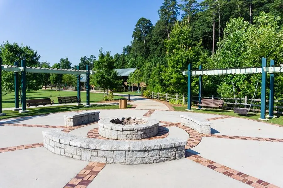 7883 Kiverton Place, Sandy Springs, Georgia 30350, 4 Bedrooms Bedrooms, ,3 BathroomsBathrooms,Residential,Sold,7883 Kiverton Place,5881210