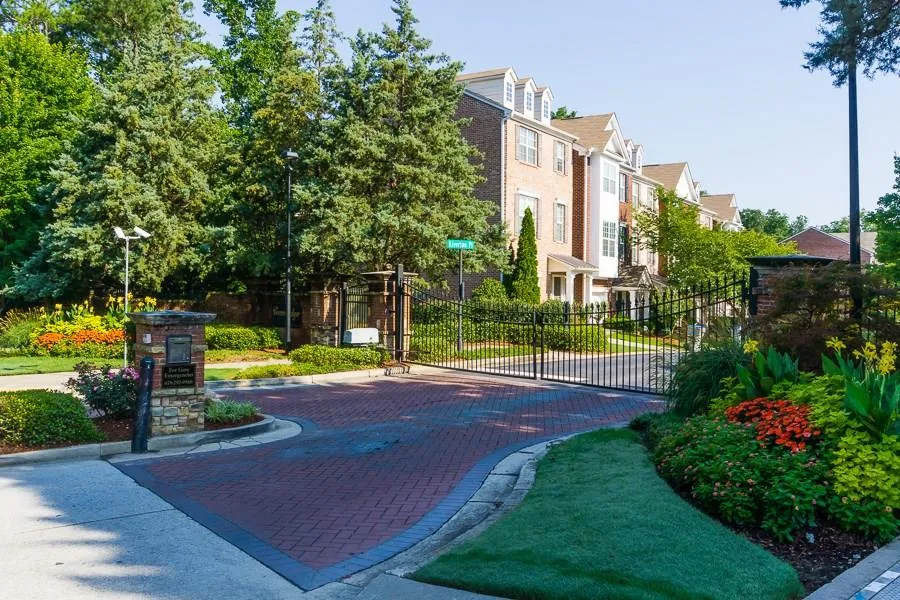 7883 Kiverton Place, Sandy Springs, Georgia 30350, 4 Bedrooms Bedrooms, ,3 BathroomsBathrooms,Residential,Sold,7883 Kiverton Place,5881210