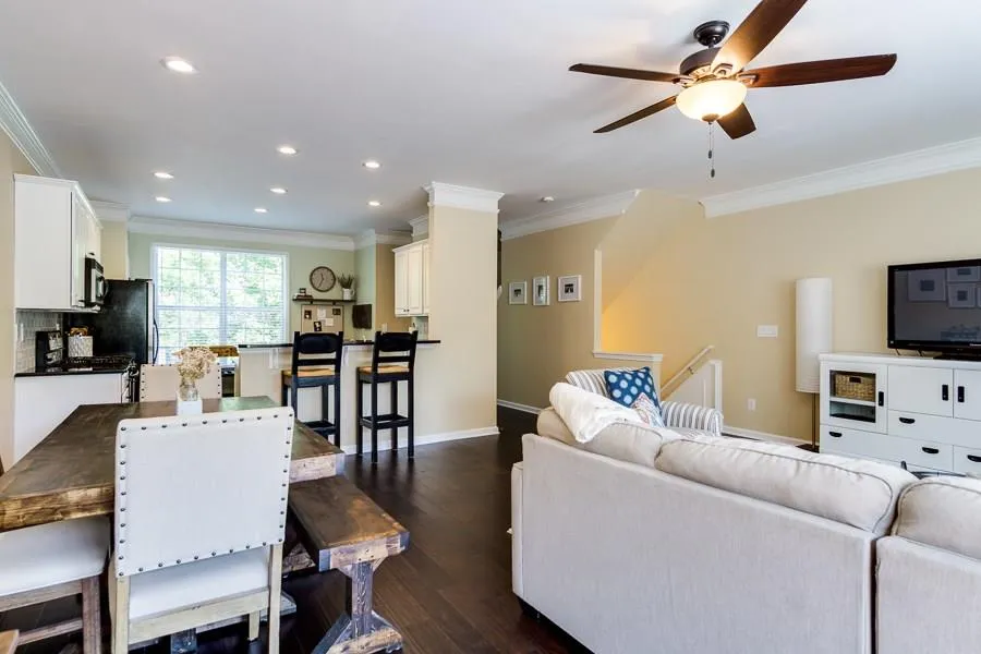 7883 Kiverton Place, Sandy Springs, Georgia 30350, 4 Bedrooms Bedrooms, ,3 BathroomsBathrooms,Residential,Sold,7883 Kiverton Place,5881210