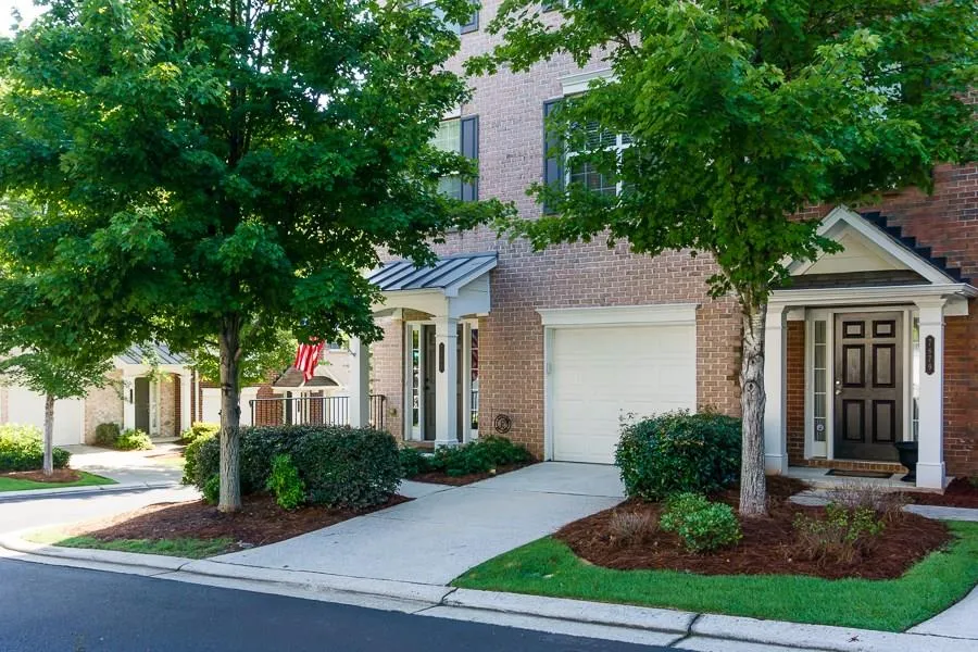 7883 Kiverton Place, Sandy Springs, Georgia 30350, 4 Bedrooms Bedrooms, ,3 BathroomsBathrooms,Residential,Sold,7883 Kiverton Place,5881210