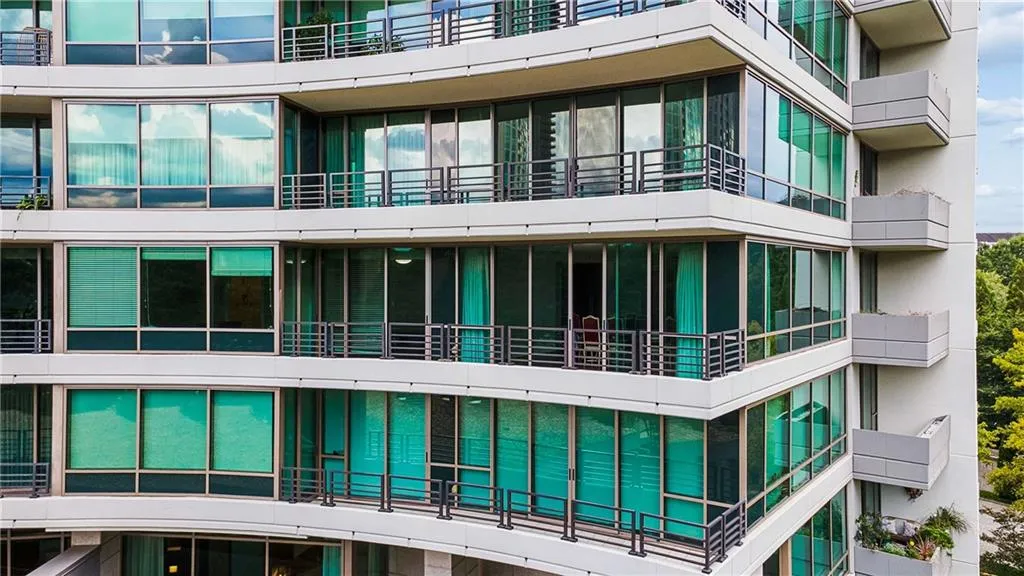 700 Park Regency Place Ne Unit 707, Atlanta, Georgia 30326, 3 Bedrooms Bedrooms, 0 ,2 BathroomsBathrooms,Residential,For Sale,700 Park Regency Place Ne Unit 707,7821458