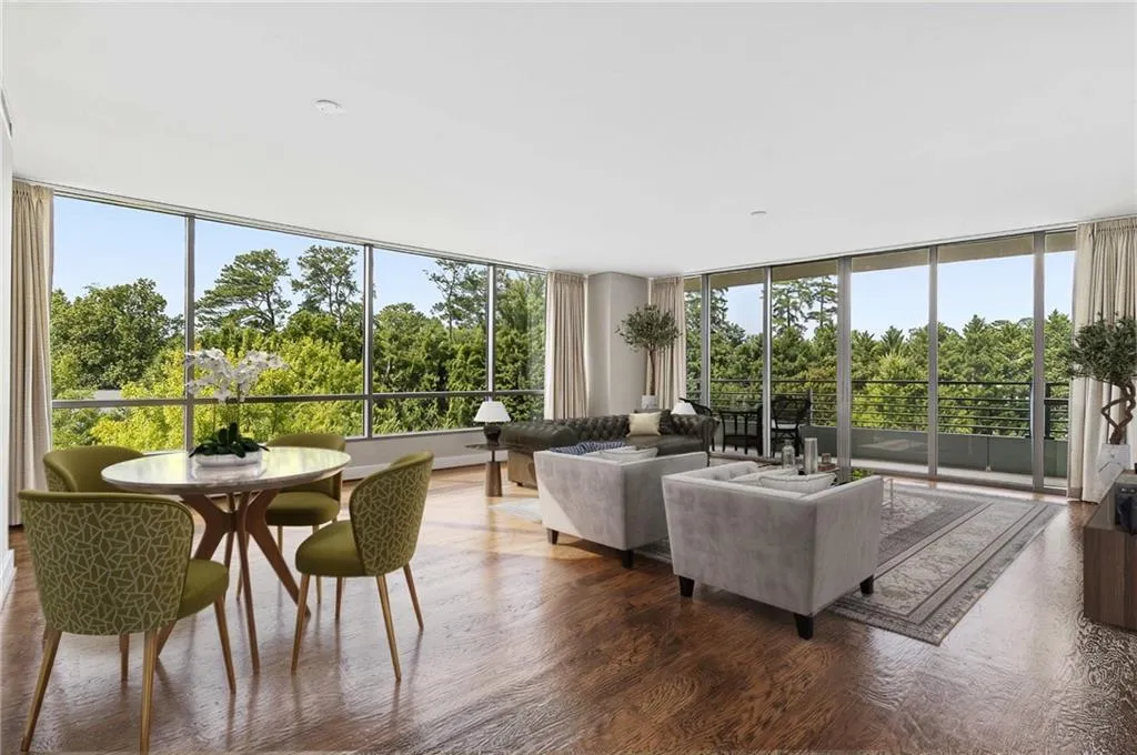 700 Park Regency Place Ne Unit 707, Atlanta, Georgia 30326, 3 Bedrooms Bedrooms, 0 ,2 BathroomsBathrooms,Residential,For Sale,700 Park Regency Place Ne Unit 707,7821458