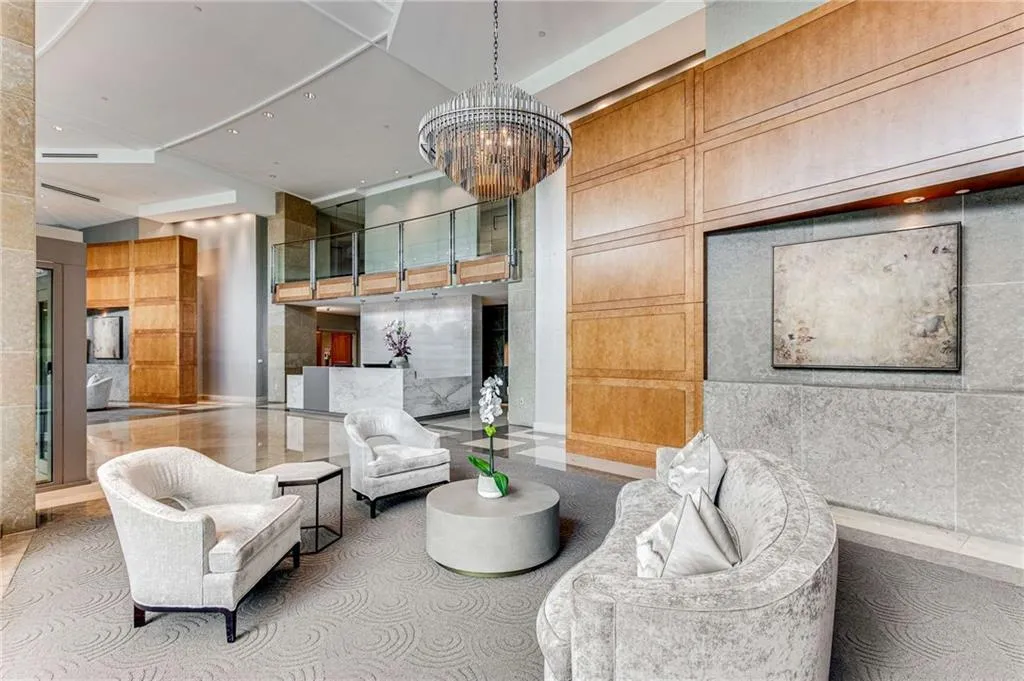 700 Park Regency Place Ne Unit 707, Atlanta, Georgia 30326, 3 Bedrooms Bedrooms, 0 ,2 BathroomsBathrooms,Residential,For Sale,700 Park Regency Place Ne Unit 707,7821458