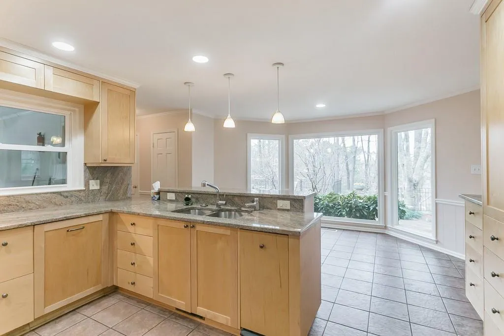 1025 Mountain Creek Trail Nw, Atlanta, Georgia 30328, 5 Bedrooms Bedrooms, ,3 BathroomsBathrooms,Residential,Sold,1025 Mountain Creek Trail Nw,6839257