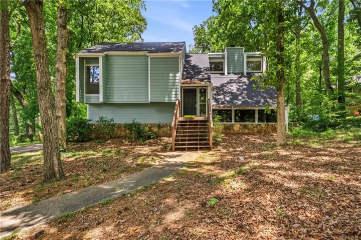 1951 Kinridge Road, Marietta, Georgia 30062