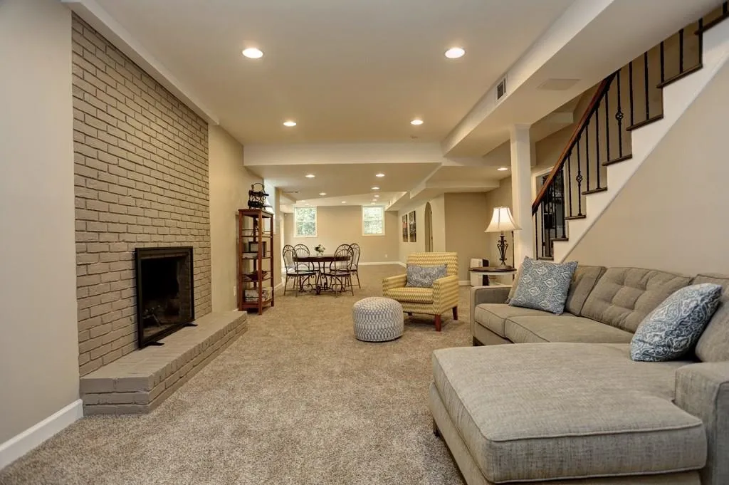295 Riverhill Drive, Atlanta, Georgia 30328, 4 Bedrooms Bedrooms, ,3 BathroomsBathrooms,Residential,Sold,295 Riverhill Drive,5831995