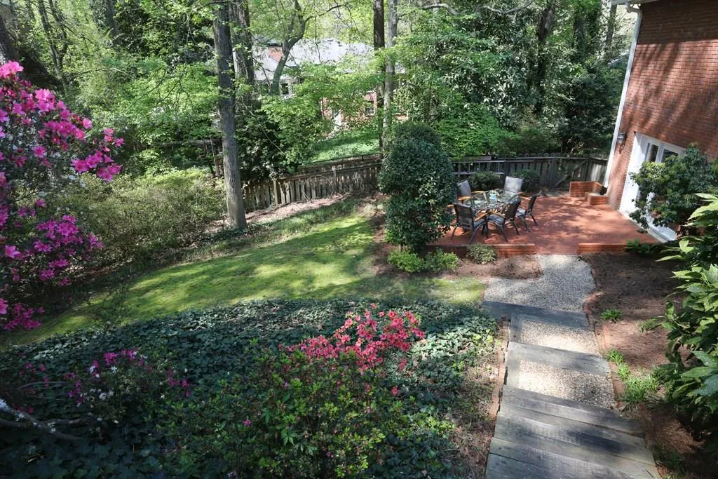 295 Riverhill Drive, Atlanta, Georgia 30328, 4 Bedrooms Bedrooms, ,3 BathroomsBathrooms,Residential,Sold,295 Riverhill Drive,5831995
