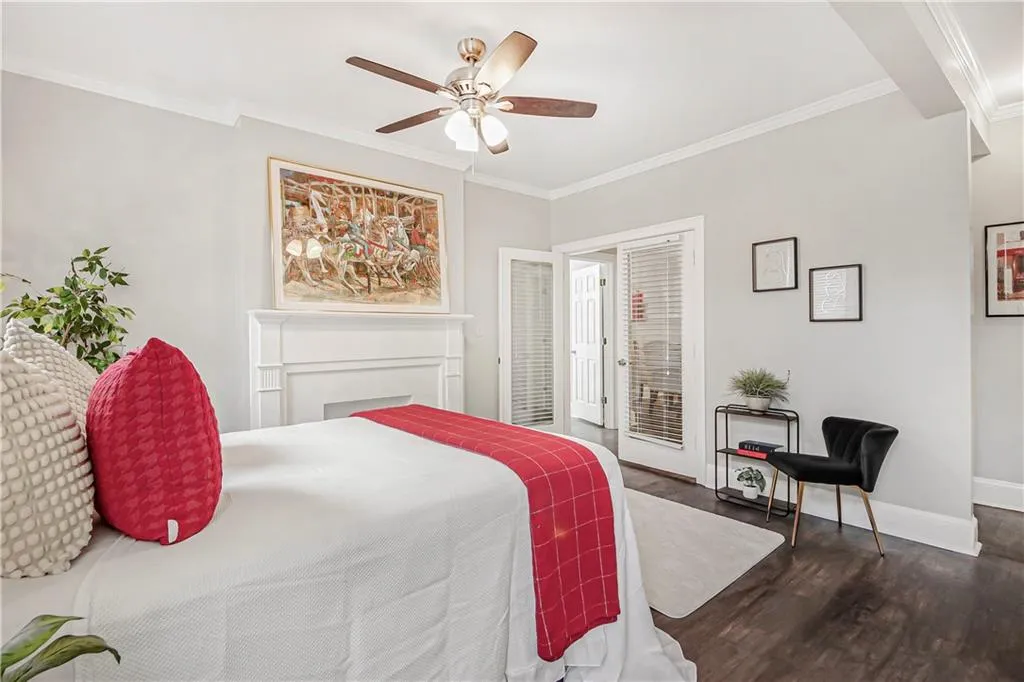2840 Peachtree Road Nw Unit 301, Atlanta, Georgia 30305, 2 Bedrooms Bedrooms, ,2 BathroomsBathrooms,Residential,For Sale,2840 Peachtree Road Nw Unit 301,7536056
