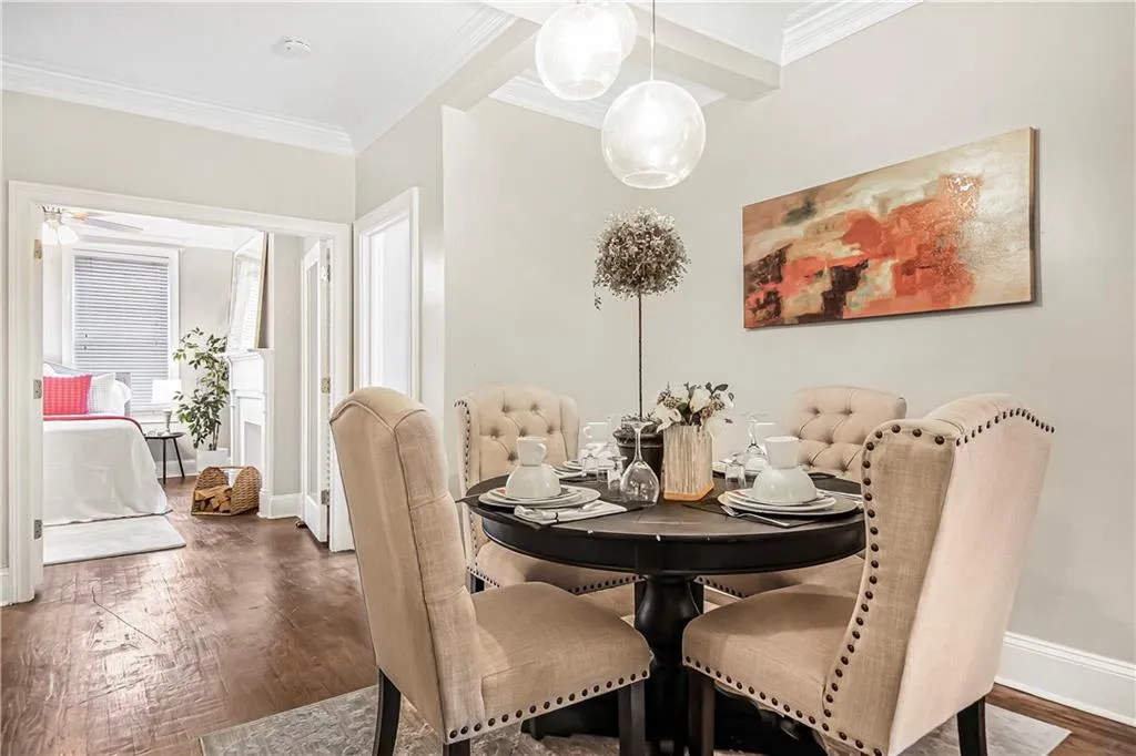 2840 Peachtree Road Nw Unit 301, Atlanta, Georgia 30305, 2 Bedrooms Bedrooms, ,2 BathroomsBathrooms,Residential,For Sale,2840 Peachtree Road Nw Unit 301,7536056