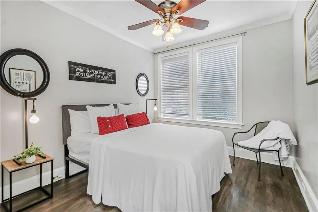 2840 Peachtree Road Nw Unit 301, Atlanta, Georgia 30305, 2 Bedrooms Bedrooms, ,2 BathroomsBathrooms,Residential,For Sale,2840 Peachtree Road Nw Unit 301,7536056