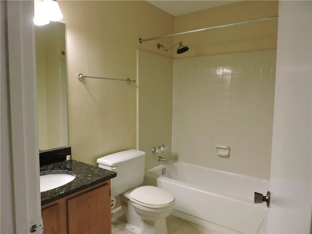 2310 Huntingdon Chase, Atlanta, Georgia 30350, 1 Bedroom Bedrooms, ,1 BathroomBathrooms,Residential,Sold,2310 Huntingdon Chase,5956511