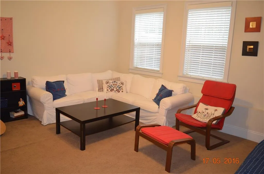 435 Alderwood Street, Sandy Springs, Georgia 30328, 3 Bedrooms Bedrooms, ,3 BathroomsBathrooms,Residential,Sold,435 Alderwood Street,5691299