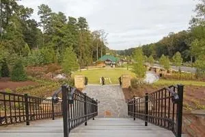 435 Alderwood Street, Sandy Springs, Georgia 30328, 3 Bedrooms Bedrooms, ,3 BathroomsBathrooms,Residential,Sold,435 Alderwood Street,5691299