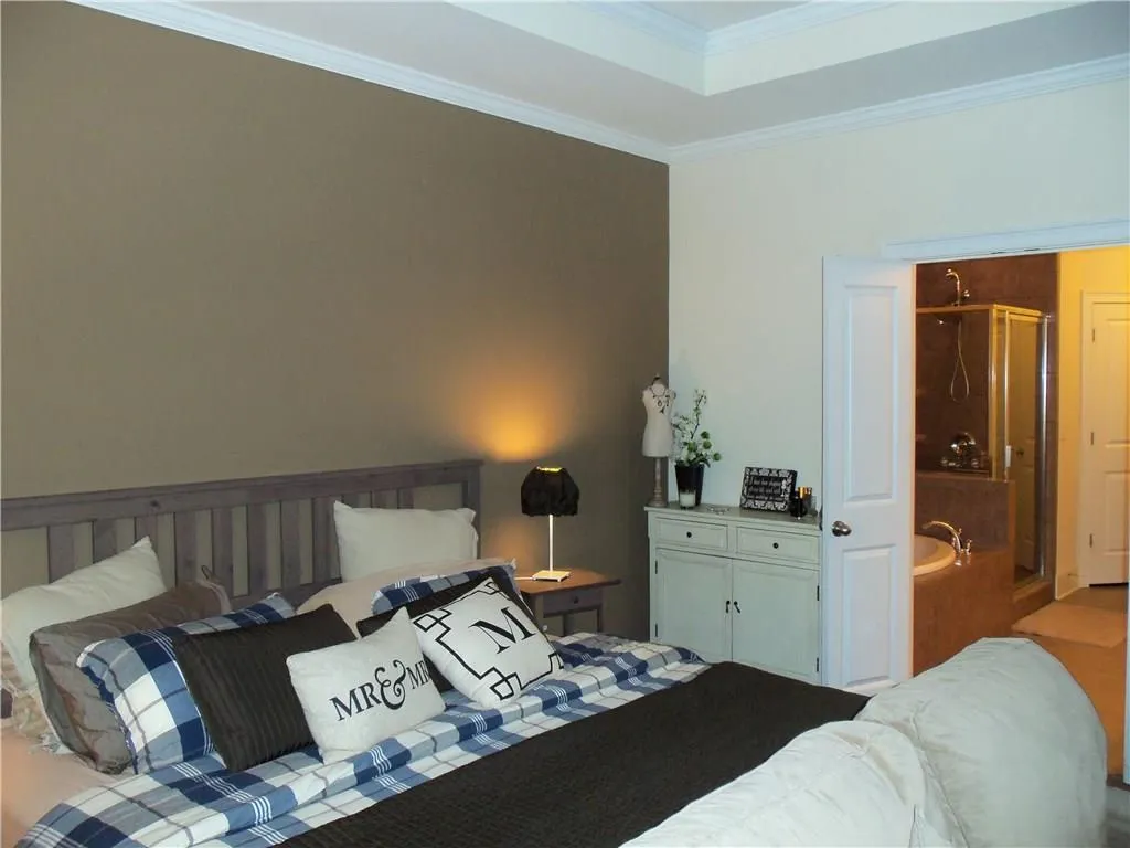 435 Alderwood Street, Sandy Springs, Georgia 30328, 3 Bedrooms Bedrooms, ,3 BathroomsBathrooms,Residential,Sold,435 Alderwood Street,5691299