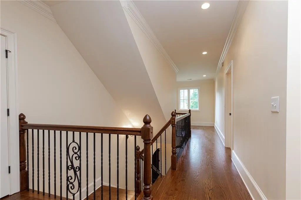 5271 Vernon Springs Trail, Atlanta, Georgia 30327, 5 Bedrooms Bedrooms, ,5 BathroomsBathrooms,Residential,Sold,5271 Vernon Springs Trail,6735818