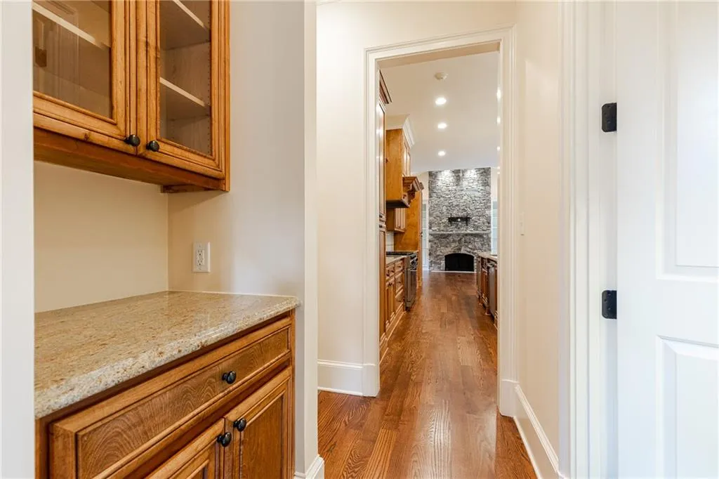 5271 Vernon Springs Trail, Atlanta, Georgia 30327, 5 Bedrooms Bedrooms, ,5 BathroomsBathrooms,Residential,Sold,5271 Vernon Springs Trail,6735818