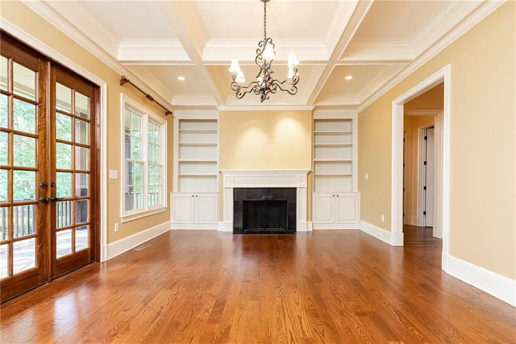 5271 Vernon Springs Trail, Atlanta, Georgia 30327, 5 Bedrooms Bedrooms, ,5 BathroomsBathrooms,Residential,Sold,5271 Vernon Springs Trail,6735818