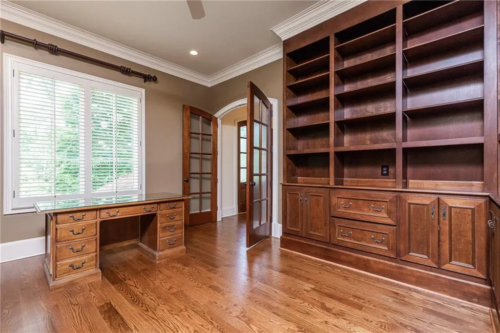 5271 Vernon Springs Trail, Atlanta, Georgia 30327, 5 Bedrooms Bedrooms, ,5 BathroomsBathrooms,Residential,Sold,5271 Vernon Springs Trail,6735818