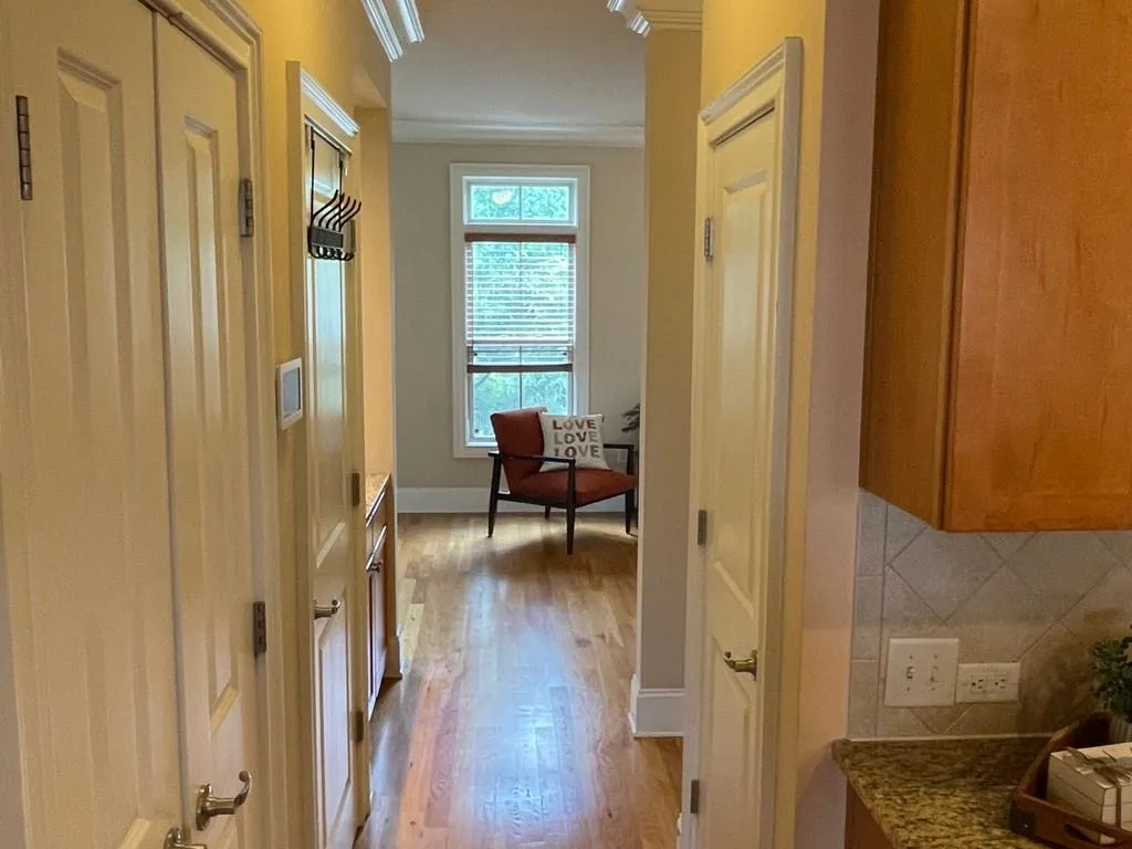 6436 Chariot Street, Sandy Springs, Georgia 30328, 3 Bedrooms Bedrooms, ,2 BathroomsBathrooms,Residential,Sold,6436 Chariot Street,6897080