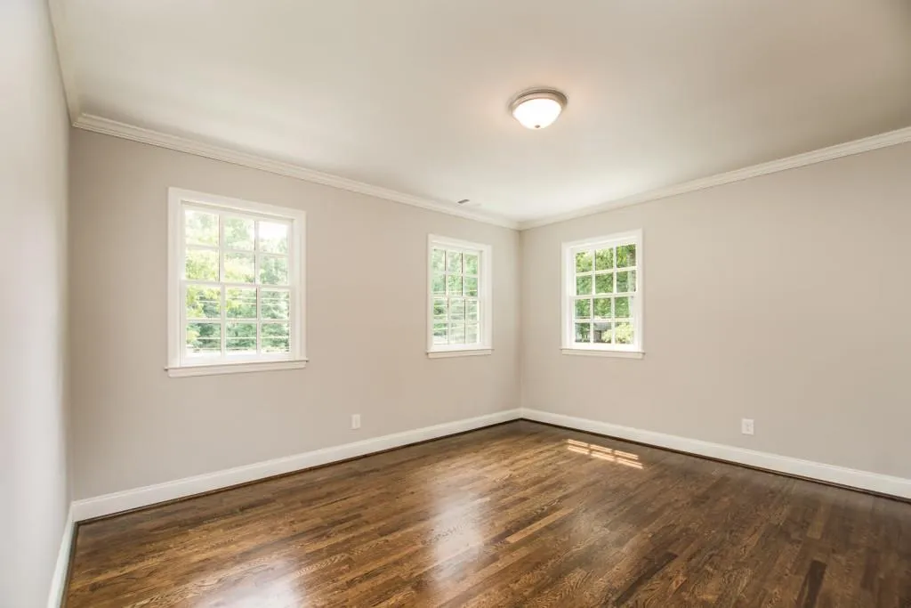 210 W Spalding Drive, Sandy Springs, Georgia 30328, 5 Bedrooms Bedrooms, ,3 BathroomsBathrooms,Residential,Sold,210 W Spalding Drive,6054867