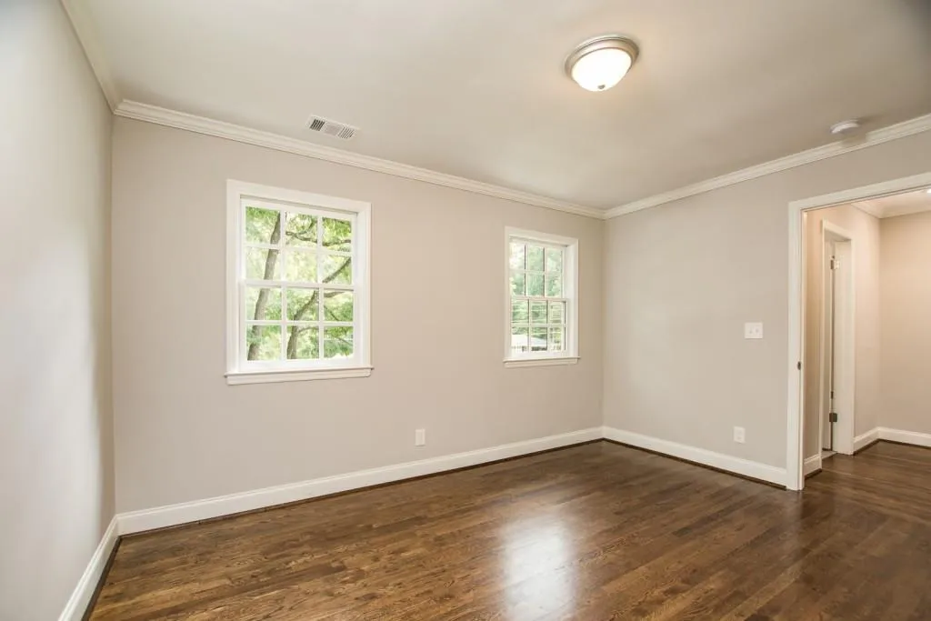 210 W Spalding Drive, Sandy Springs, Georgia 30328, 5 Bedrooms Bedrooms, ,3 BathroomsBathrooms,Residential,Sold,210 W Spalding Drive,6054867