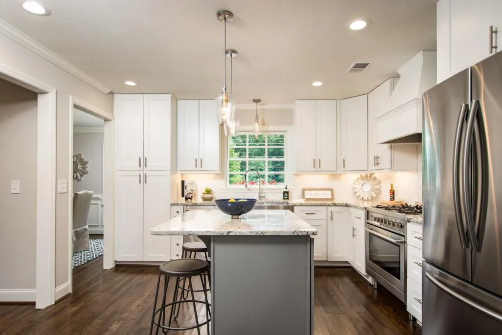 210 W Spalding Drive, Sandy Springs, Georgia 30328, 5 Bedrooms Bedrooms, ,3 BathroomsBathrooms,Residential,Sold,210 W Spalding Drive,6054867