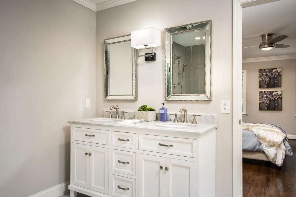 210 W Spalding Drive, Sandy Springs, Georgia 30328, 5 Bedrooms Bedrooms, ,3 BathroomsBathrooms,Residential,Sold,210 W Spalding Drive,6054867