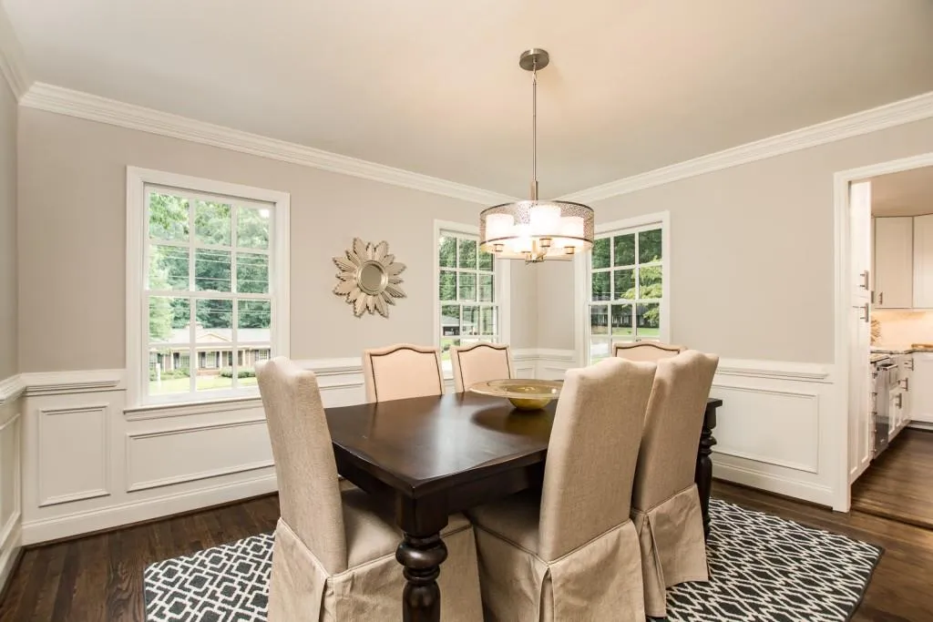 210 W Spalding Drive, Sandy Springs, Georgia 30328, 5 Bedrooms Bedrooms, ,3 BathroomsBathrooms,Residential,Sold,210 W Spalding Drive,6054867