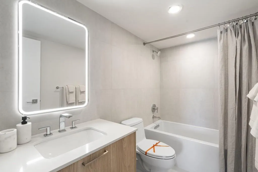 2460 Peachtree Road Ne Unit Ph-03, Atlanta, Georgia 30305, 2 Bedrooms Bedrooms, 0 ,2 BathroomsBathrooms,Residential,For Sale,2460 Peachtree Road Ne Unit Ph-03,7780156