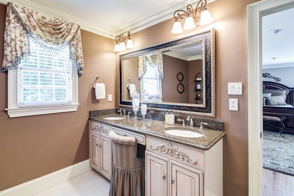 7585 Brigham Drive, Sandy Springs, Georgia 30350, 5 Bedrooms Bedrooms, ,3 BathroomsBathrooms,Residential,Sold,7585 Brigham Drive,5727200