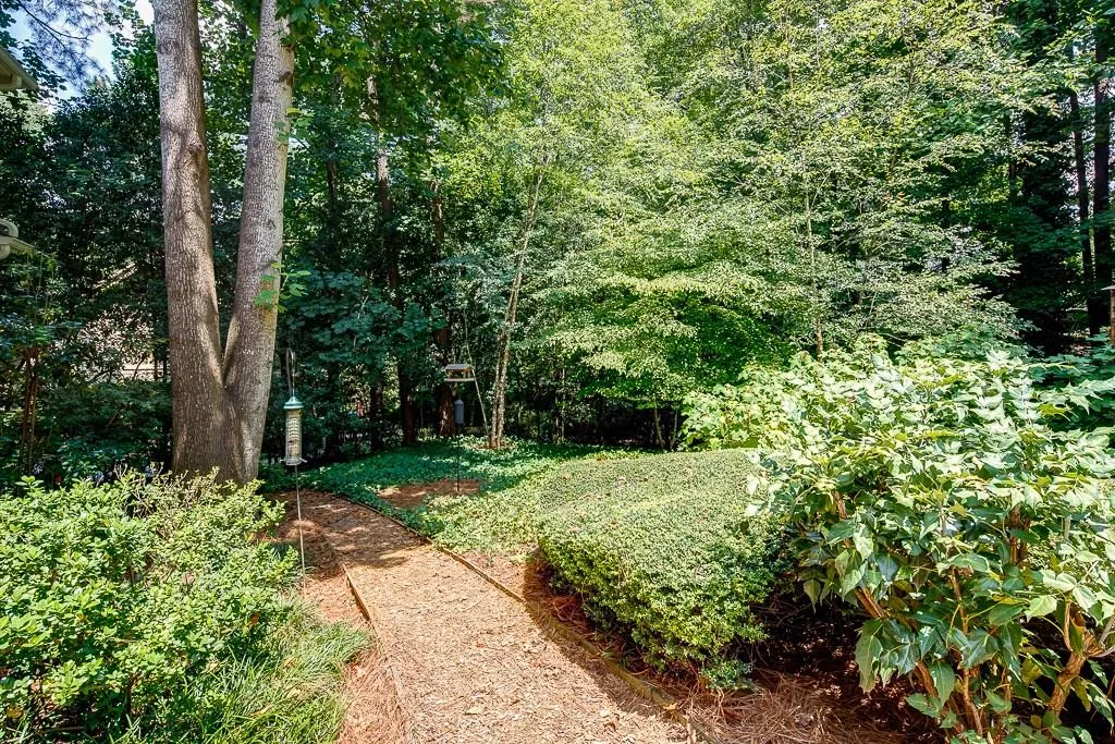 7585 Brigham Drive, Sandy Springs, Georgia 30350, 5 Bedrooms Bedrooms, ,3 BathroomsBathrooms,Residential,Sold,7585 Brigham Drive,5727200