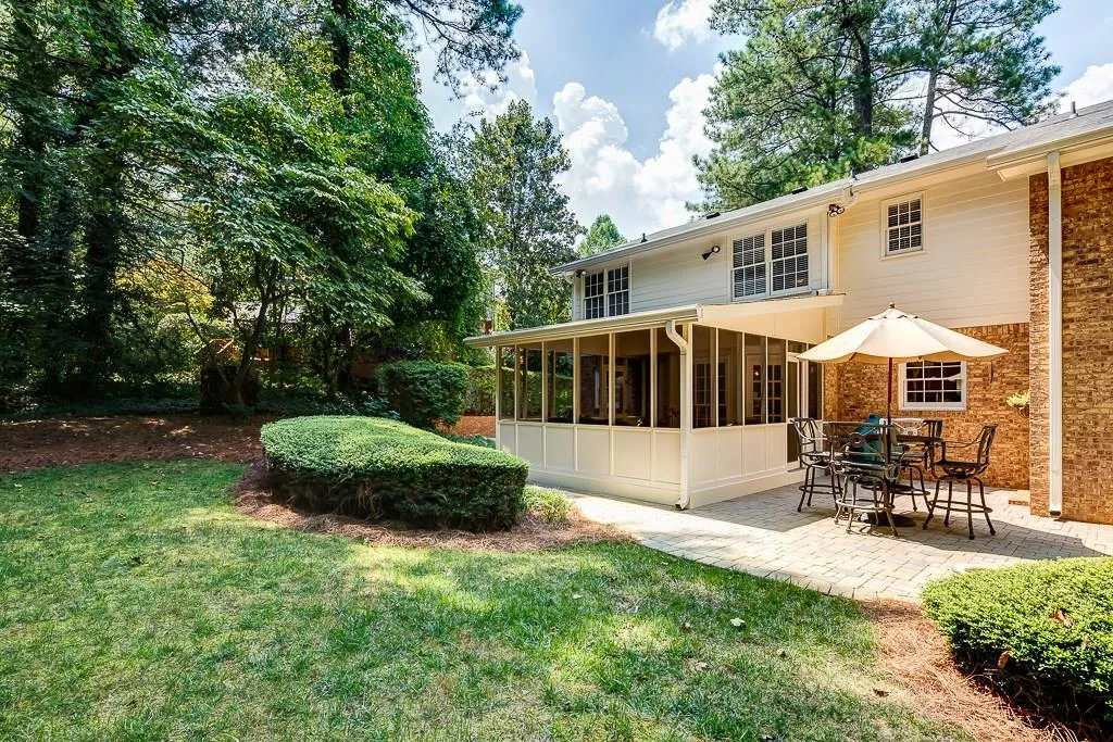 7585 Brigham Drive, Sandy Springs, Georgia 30350, 5 Bedrooms Bedrooms, ,3 BathroomsBathrooms,Residential,Sold,7585 Brigham Drive,5727200