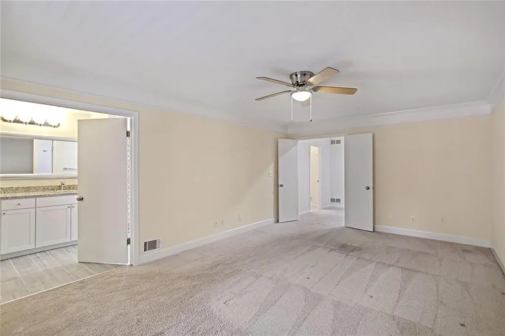 5260 Chemin De Vie, Atlanta, Georgia 30342, 3 Bedrooms Bedrooms, ,2 BathroomsBathrooms,Residential,Sold,5260 Chemin De Vie,7034062