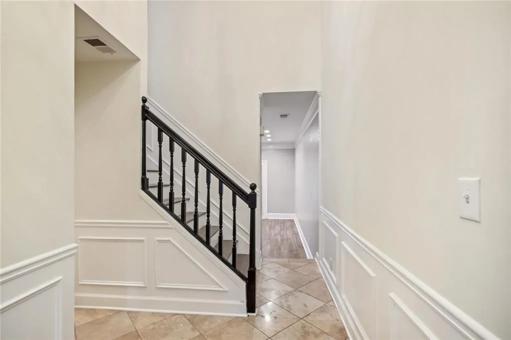 5260 Chemin De Vie, Atlanta, Georgia 30342, 3 Bedrooms Bedrooms, ,2 BathroomsBathrooms,Residential,Sold,5260 Chemin De Vie,7034062