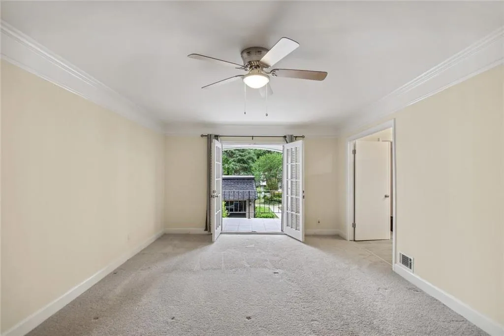 5260 Chemin De Vie, Atlanta, Georgia 30342, 3 Bedrooms Bedrooms, ,2 BathroomsBathrooms,Residential,Sold,5260 Chemin De Vie,7034062