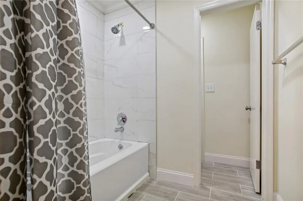 5260 Chemin De Vie, Atlanta, Georgia 30342, 3 Bedrooms Bedrooms, ,2 BathroomsBathrooms,Residential,Sold,5260 Chemin De Vie,7034062