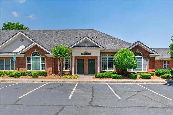 304 E Crossville Road, Roswell, Georgia 30075