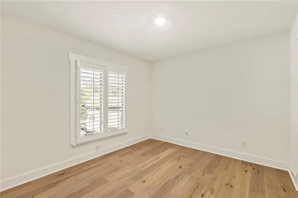 72 Ivy Parkway Ne, Atlanta, Georgia 30342, 3 Bedrooms Bedrooms, ,2 BathroomsBathrooms,Residential,For Sale,72 Ivy Parkway Ne,7632647