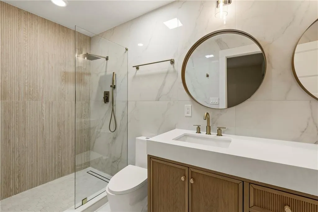 72 Ivy Parkway Ne, Atlanta, Georgia 30342, 3 Bedrooms Bedrooms, ,2 BathroomsBathrooms,Residential,For Sale,72 Ivy Parkway Ne,7632647