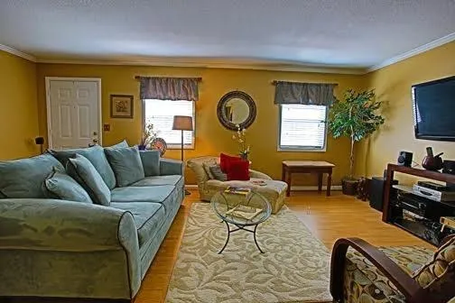 6900 Roswell Road Unit N9, Atlanta, Georgia 30328, 3 Bedrooms Bedrooms, ,2 BathroomsBathrooms,Residential,Sold,6900 Roswell Road Unit N9,5762227