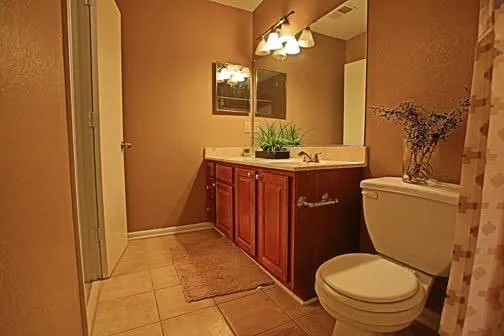6900 Roswell Road Unit N9, Atlanta, Georgia 30328, 3 Bedrooms Bedrooms, ,2 BathroomsBathrooms,Residential,Sold,6900 Roswell Road Unit N9,5762227