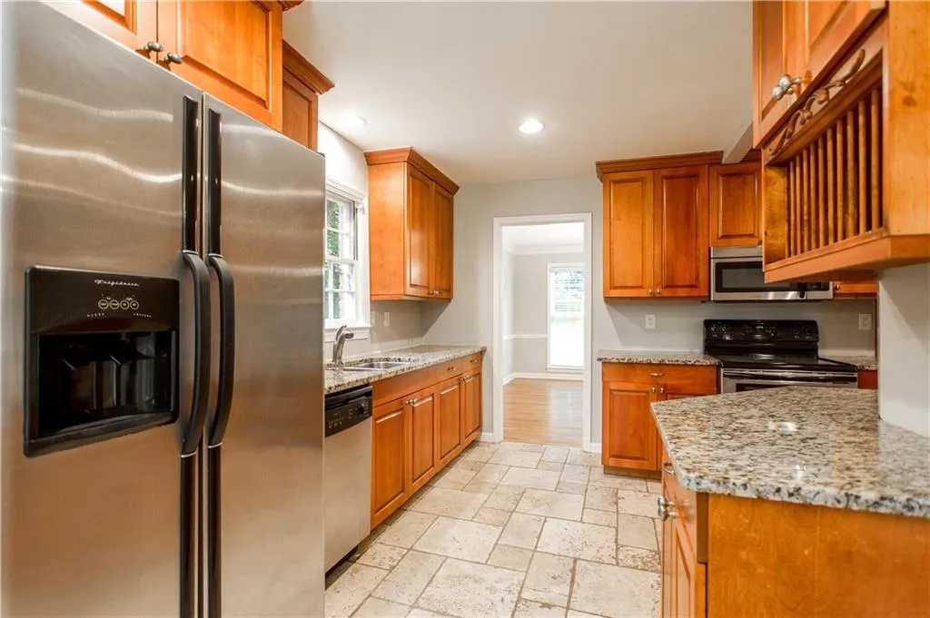 6740 Wright Road, Atlanta, Georgia 30328, 4 Bedrooms Bedrooms, ,3 BathroomsBathrooms,Residential,Sold,6740 Wright Road,6071836