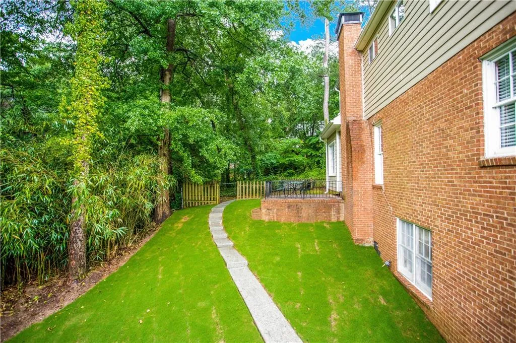 6740 Wright Road, Atlanta, Georgia 30328, 4 Bedrooms Bedrooms, ,3 BathroomsBathrooms,Residential,Sold,6740 Wright Road,6071836