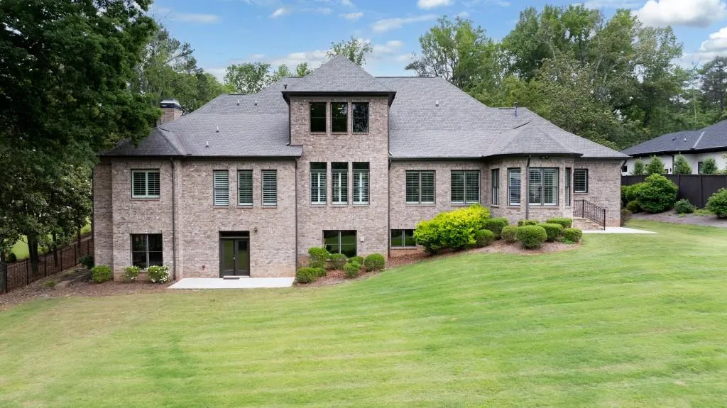22 Mount Paran Road, Atlanta, Georgia 30327, 5 Bedrooms Bedrooms, ,5 BathroomsBathrooms,Residential,For Sale,22 Mount Paran Road,7578036