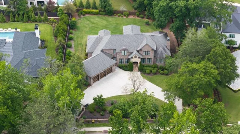 22 Mount Paran Road, Atlanta, Georgia 30327, 5 Bedrooms Bedrooms, ,5 BathroomsBathrooms,Residential,For Sale,22 Mount Paran Road,7578036